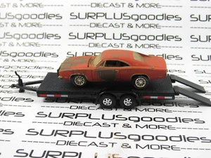 Johnny Lightning 1:64 LOOSE Barn Find 1969 DODGE CHARGER R/T w/Car Trailer - Picture 1 of 9