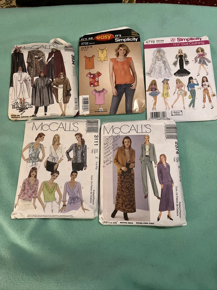 Mixed Lot of 5 Mccalls Simplicity Patterns , Doll Clothing ,capes , Skirts - Image 1 of 4