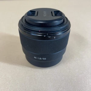 Sony SEL50F18F 50mm f/1.8 E-Mount Full-Frame Lens - Picture 1 of 4