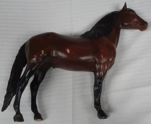 De colección Breyer Horse Trad Modelo #65 Justin Morgan (PIERNA DELANTERA OREJA DOBLADA ASTILLADA) - Imagen 1 de 11