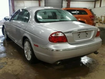 Condensador de aire acondicionado usado se adapta a: Jaguar S 2005 tipo grado A Foto 1 de 4