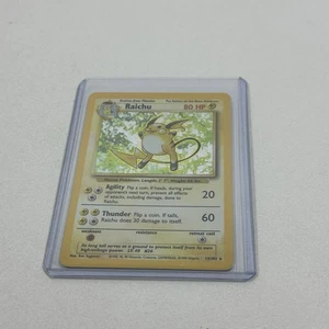 Pokemon Set Unlimited Raichu 1999 raro holograma #14/102 MP - Imagen 1 de 10
