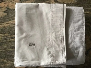 FUNDA PLANA Y ALMOHADA LACOSTE TALLA DOBLE, GRIS PALOMA - Imagen 1 de 3