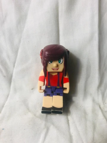Tube Heroes Ashleymariee Minecraft Doll Toy 3" Cover