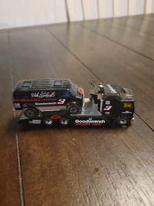 Dale Earnhardt #3 1983 Goodwrench Team Convoy Super Star Matchbox with Van - Picture 1 of 5