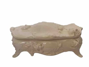 VINTAGE ART NOUVEAU ROSES CERAMIC JEWELRY BOX CASKET LARGE MOLDED White 10x4 - Picture 1 of 11