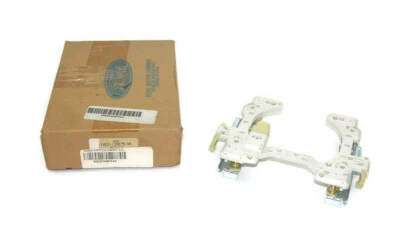 Nuevo conjunto de interruptor de bocina Crown Victoria genuino Ford F6DZ-13A875-AAA #F10 Foto 1 de 4