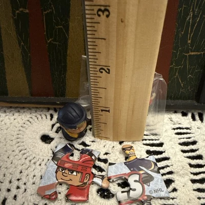 NHL Teenymates Serie 3 Carolina Hurricanes y Nashville Predators Foto 1 de 4