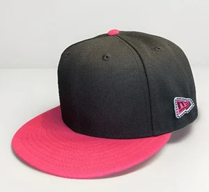 New Era 59Fifty Fitted Cap Mütze schwarz und hot pink 7 5/8 STRASS *Pin* - Bild 1 von 10