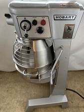 Hobart 30 Qt D300T Mixer W/ Bowl Guard 3 Phase 3/4Hp Ss Bowl and Attachments