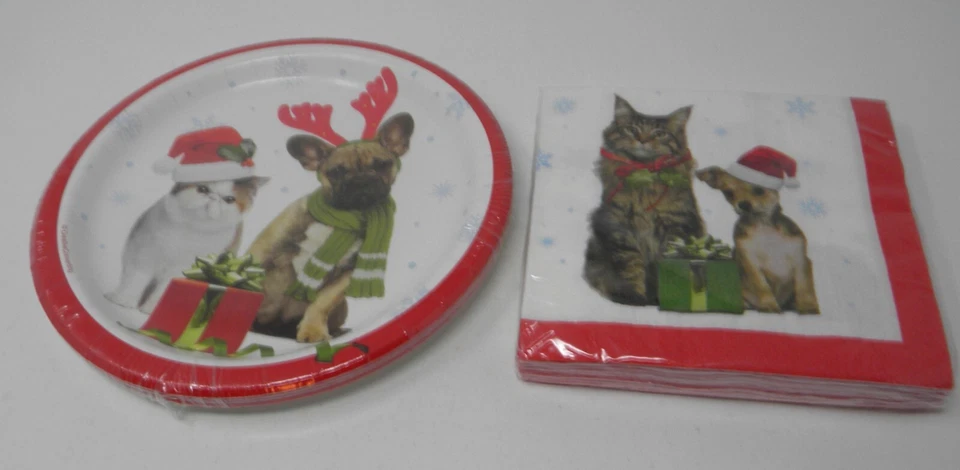 Platos de papel de Navidad de postre 12 cnt 6 7/8" y 20 cnt servilletas perro y gato Foto 1 de 1