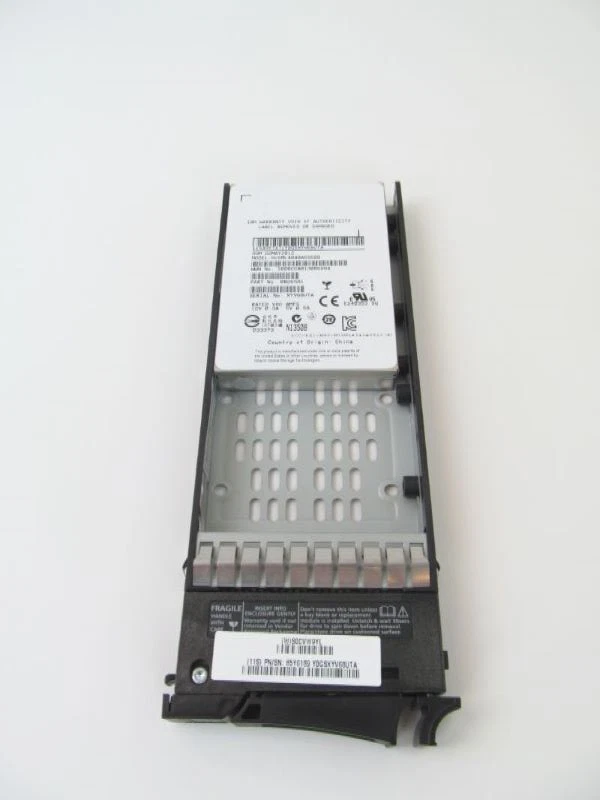 IBM 85Y6189 400gb 2.5" SSD for V7000 - Image 1 of 1