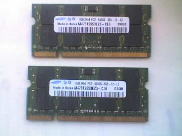 2 SAMSUNG M470T2953EZ3-CE6 (1GB DDR2 PC2-5300S 667MHz SODIMM 200-pin) DRAM - V - Image 1 of 1