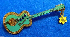 TOKYO ZIRCON BLUE & NARCISSUS FLOWER BIRTHDAY GIBSON BLUE GUITAR Hard Rock Cafe - Picture 1 of 1