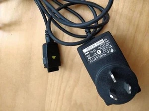 Genuine LG Travel Charger TA-22GS2 AU Plug - Picture 1 of 2