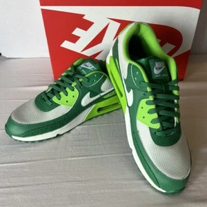 Size 11 - Nike Air Max 90 St. Patrick's Day - Picture 1 of 5