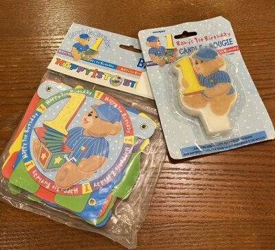 Винтажный лот товаров для вечеринки на 1-й день рождения — свеча с синим медведем и соответствующий баннер - Изображение 1 из 4