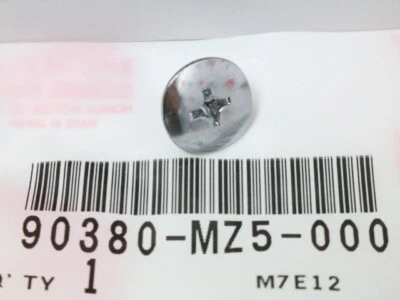 Honda CMX 250 C Screw M6x8 Turn Signal Original Foto 1 de 2