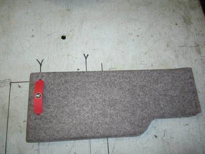 CADILLAC CATERA 97-99 1997-1999 MALETERO DECORACIÓN PANEL MOLDURA CUBIERTA DE REPUESTO OEM Foto 1 de 4