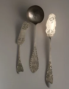 Juego de 3 utensilios de mesa de metal de alpaca de arte popular latinoamericano de colección - Imagen 1 de 9