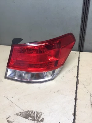 10 11 12 13 14 SUBARU LEGACY SEDAN RIGHT PASSENGER SIDE TAIL LIGHT OEM - Image 1 of 3