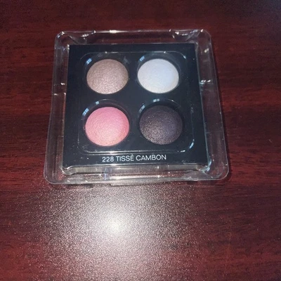 Sombra CHANEL LES 4 OMBRES 228 TISSE CAMBON MULTI-EFEITO QUADRA PRIMAVERA 2025 - Imagem 1 de 2