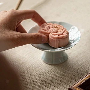 Ceramic Dessert Stand Fruit Bowl Footed Lotus Shaped Small Cake Stand Snack Dish - Picture 1 of 36