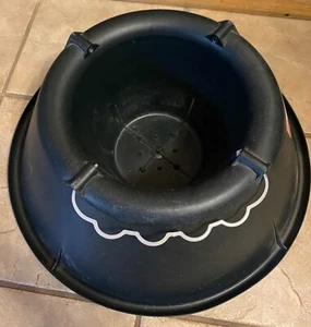 Brand New Green Plastic Christmas Tree Stand With Screw Fastener 9 Inch Base - Picture 1 of 7