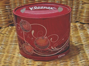 Vintage 2009 Kleenex Oval Tissue Box Holiday Magic Red 70 ct Movie Prop RARE! - Picture 1 of 4
