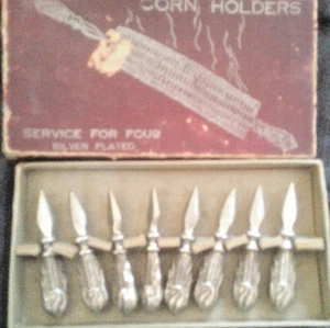 Corn on the Cob holders Vintage Silver Plate Set of 8 Service For 4 - Picture 1 of 2