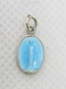 PLATA ESTERLINA 925 PEQUEÑO ESMALTE AZUL MEDALLA MILAGROSA COLGANTE 15X7MM ~ 0.7G - Imagen 1 de 3