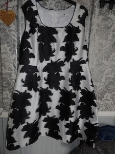 ladies dress by very size 22 - Picture 1 of 1