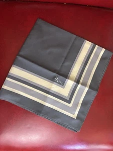 Vintage VERA Scarf Grey & White Geometric Square 21” Retro Lines Dark Light - Picture 1 of 7