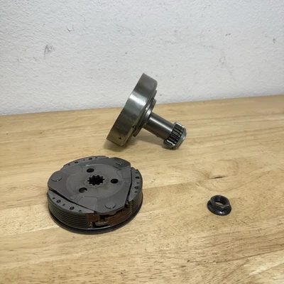 2005 Kawasaki KLX110 KLX 110 OEM Centrifugal Clutch Auto Clutch Bell Housing #54 Foto 1 de 4