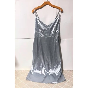 Shein Curve 4XL Satin Silber Midi Schlupf Party Kleid - Ärmellos - Überkreuzter Rücken - Bild 1 von 19