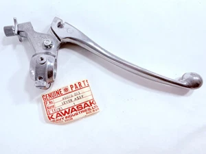 NOS CONJUNTO PALANCA EMBRAGUE KAWASAKI G4TR 46076-013 - Imagen 1 de 3