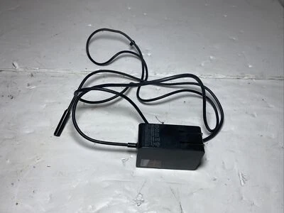 Genuine Microsoft Surface Pro 4 5 6 GO Wall Charger AC Power Adapter 1735 24W - Image 1 of 4