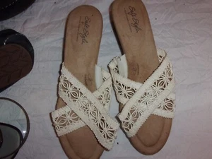 Soft Style Slides Shoes Size Women 9 - Picture 1 of 3