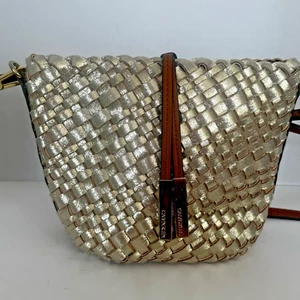Calvin Klein Naomi Gold Leather Weaved Bucket Shoulder Bag Gorgeous! 4065 - Picture 1 of 6