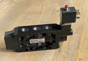 NORGREN K71DA00KS1K34 SOLENOID VALVE 150PSI - Picture 1 of 7