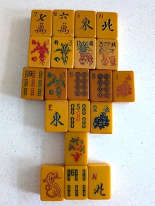 20 Vintage Mah Jong Tiles Opaque Butterscotch Caramel Bakelite 1/2" Thick - Picture 1 of 24