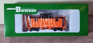 Pennsylvania RR Orange N5 Center Cupola caboose 477098 Bowser 43365 HO Scale RTR - Picture 1 of 3