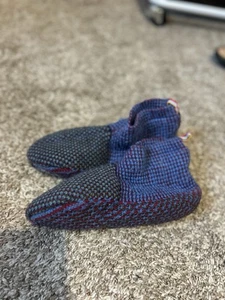 Bombas blaue Gripper Hausschuhe Pullover Stricksocken Größe M gebraucht, in einwandfreiem Zustand gemütliche Hütte - Bild 1 von 9