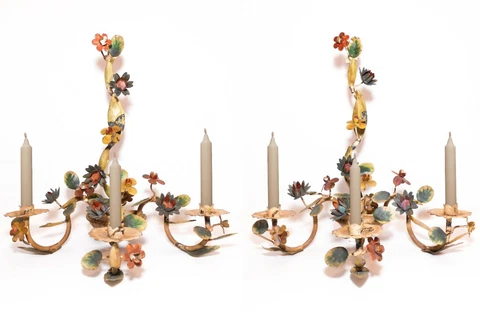 EARLY 20TH C ITALIAN ANTIQUE PAIR HAND PAINTED TIN TOLE FLORAL WALL CANDELABRAS Cover