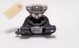 2001-2007 DODGE CHRYSLER CARAVAN VOYAGER ENGINE MOUNT SUPPORT 4861395AC NEW OEM - Picture 1 of 3