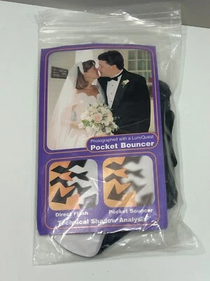 LumiQuest Promax Pocket Bouncer Flash Diffuser For Shoe Mount USA - Image 1 of 2