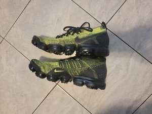 Nike Vapormax 9.5, volt/black, barely worn - Picture 1 of 7
