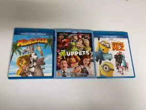 3 AWESOME CHILDRENS BLU-RAY MOVIES MADAGASCAR, DISNEY THE MUPPETS, DESPICABLE ME - Imagen 1 de 1