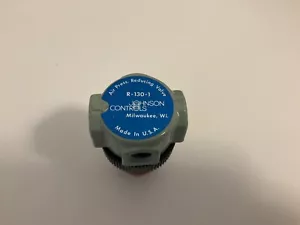 Johnson Controls R-130-1 Air Pressure Reducing Valve - Picture 1 of 2