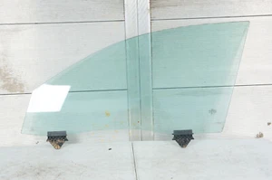 2004-2010 Audi A8 D3 Quattro FRONT LEFT DRIVER SIDE DOOR WINDOW GLASS OEM - Picture 1 of 3
